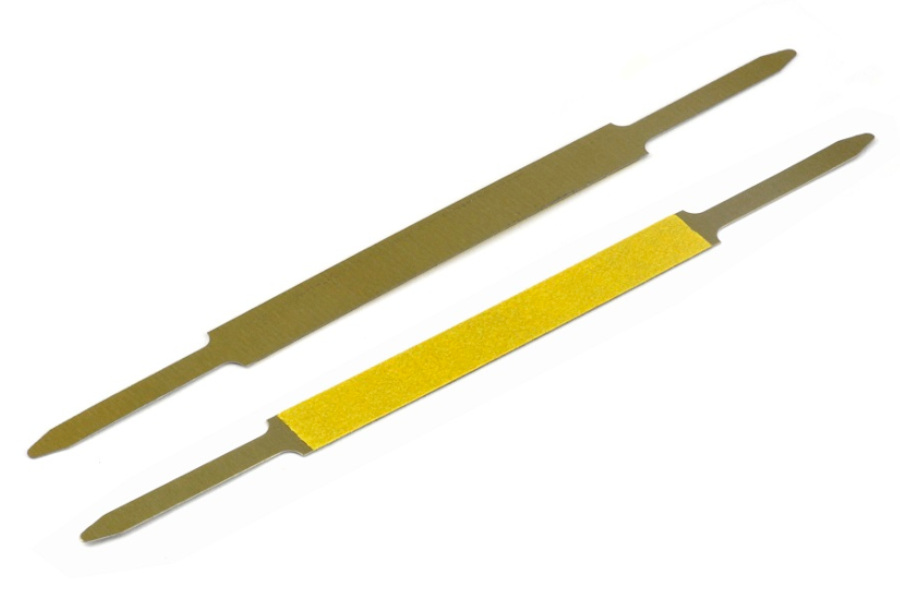 Selfadhesive file prongs, with wide centerpiece, gold lacquered moog