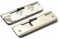Zettelklammern,<br>50 mm breit,<br>selbstklebend,<br>vernickelt